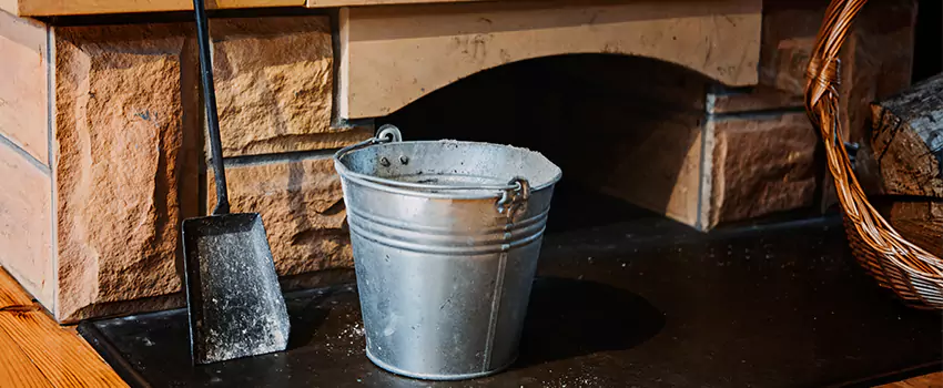 Clean The Fireplace Mantle And Hearth in Paris, Texas